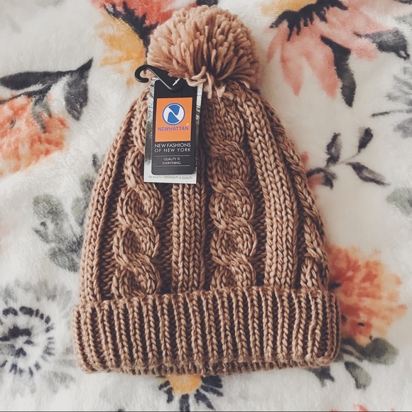 REI Accessories - NWT REI Tan Knit Pom Pom Fleece Lined Winter Hat